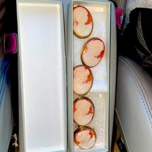 Cameo’s all signed by the artist!